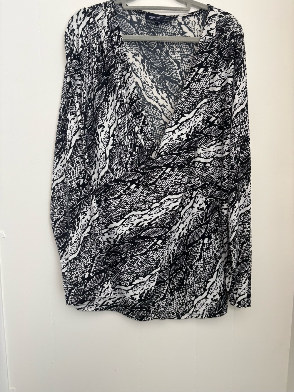 Jones New York Black and White Patterned Wrap Look Blouse